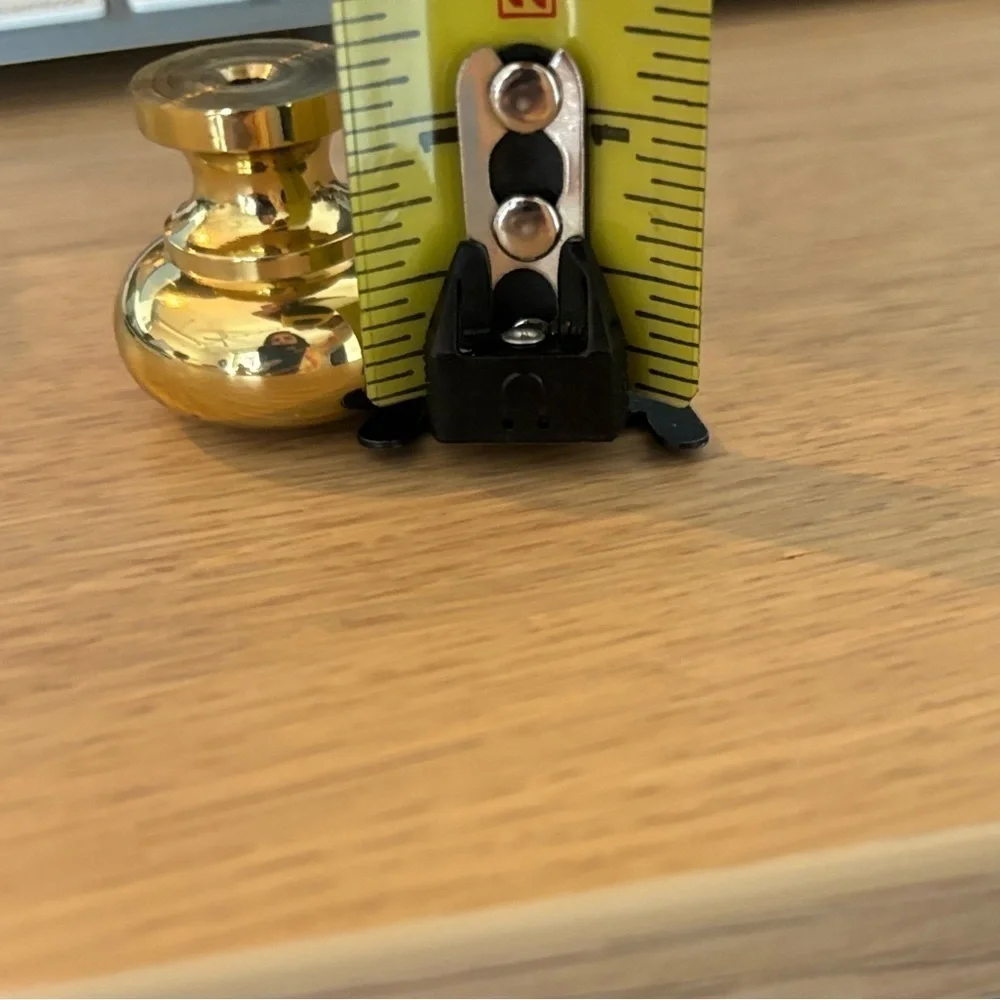 Set of 2‎ cabinet door knobs Solid brass. New